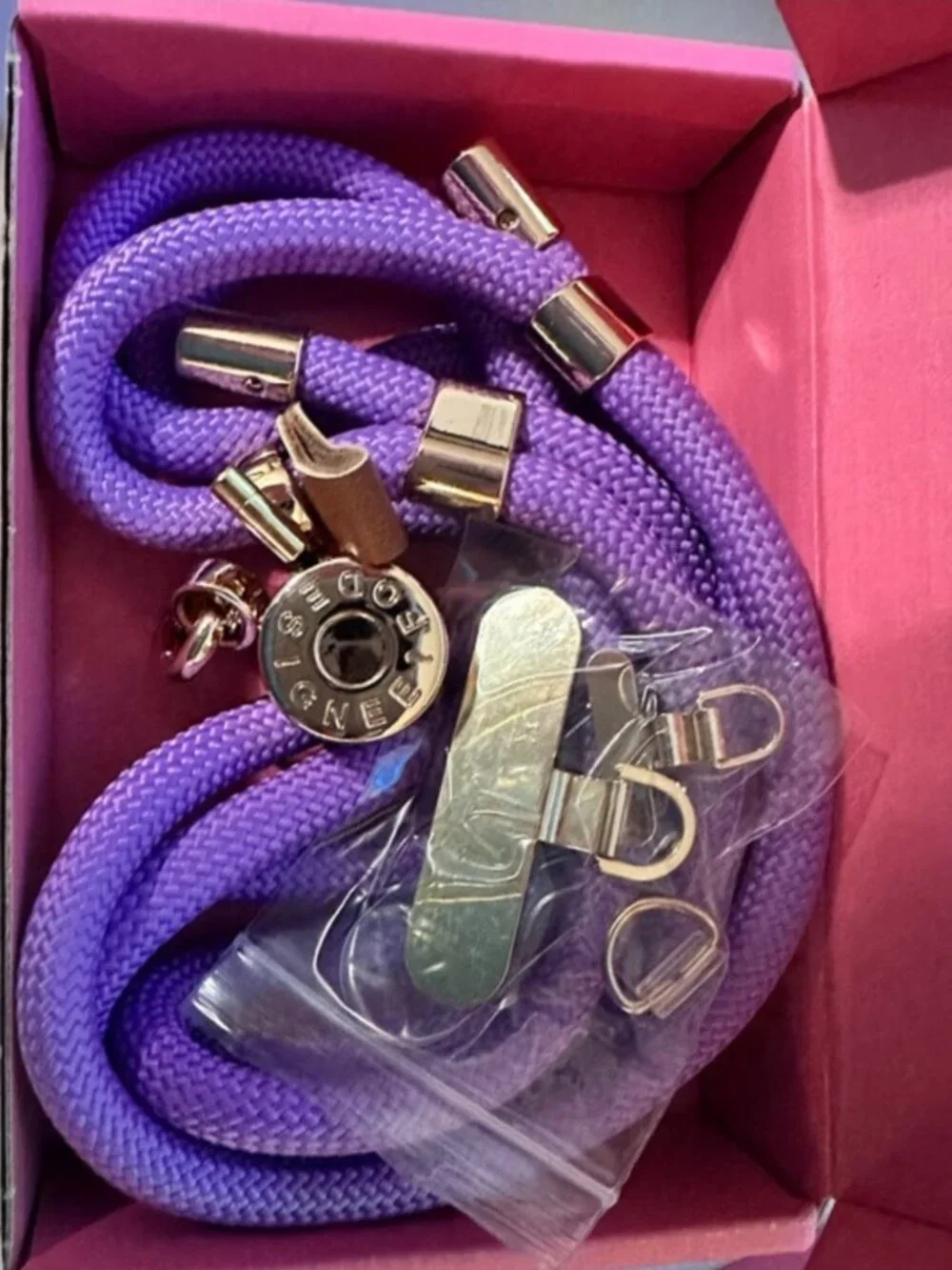 Phone Lanyard Crossbody Universal fit Magnetic Quick-Release Purple  EEIFO NIB